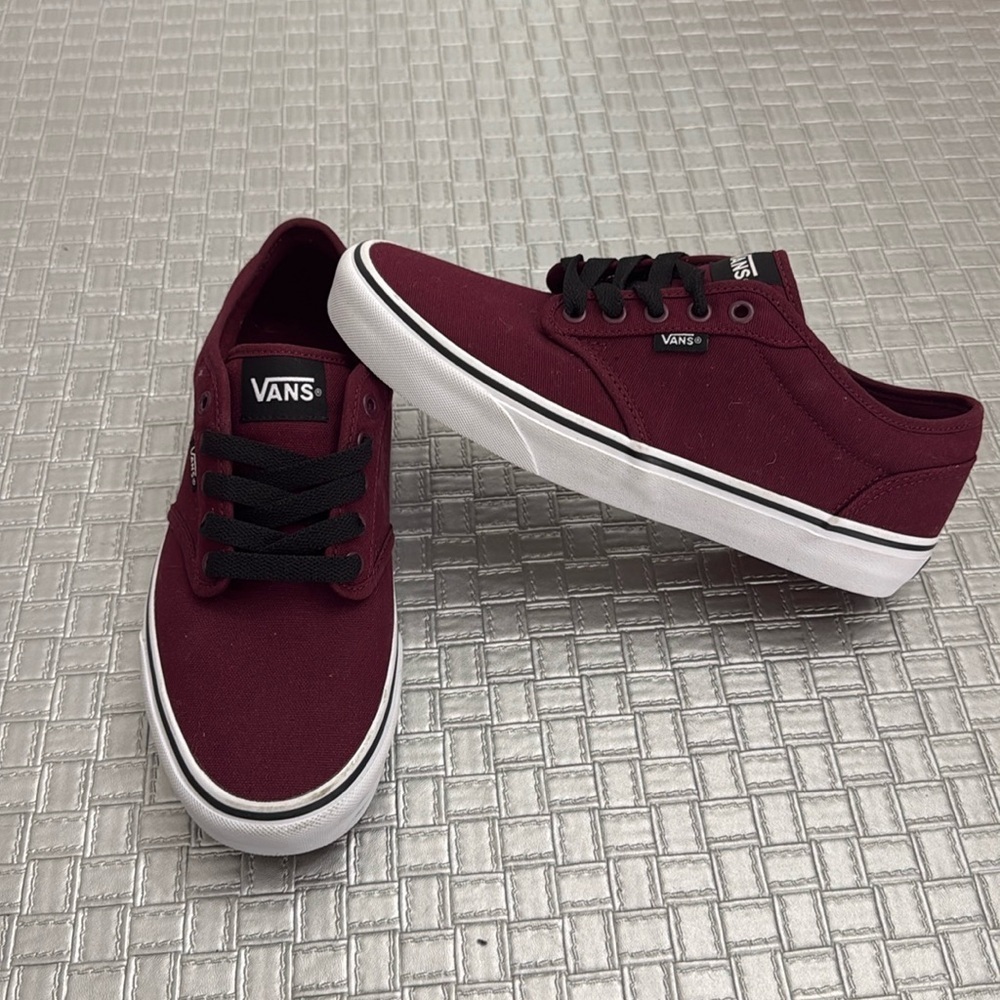 Vans Men's red Atwood Low-top Trainers Sneaker size 9